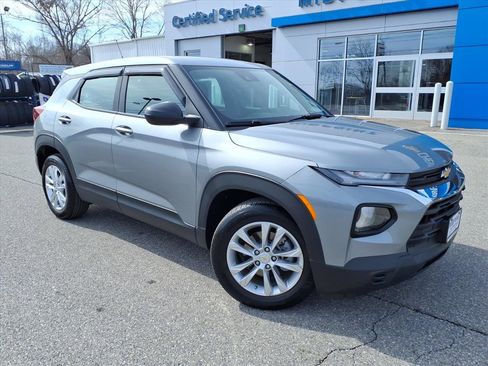 Used 2023 Chevrolet TrailBlazer LS image 1