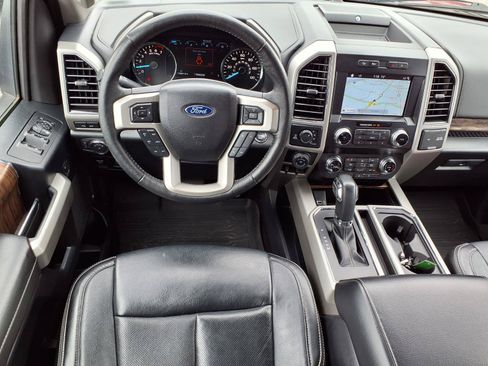 Used 2019 Ford F150 Lariat w/ Equipment Group 502A Luxury AWD/4WD image 2