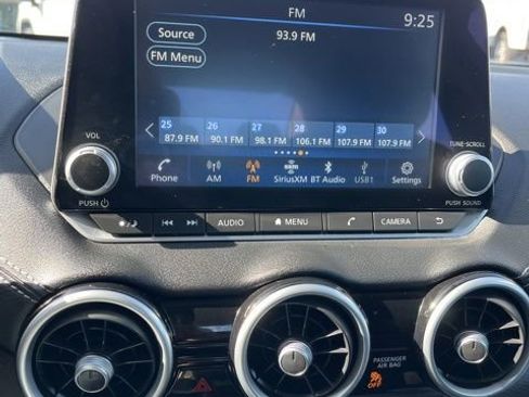 Used 2025 Nissan Sentra SV FWD image 41