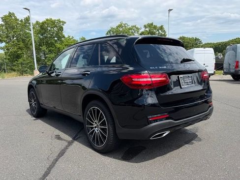 Used 2019 Mercedes-Benz GLC 300 4MATIC image 5