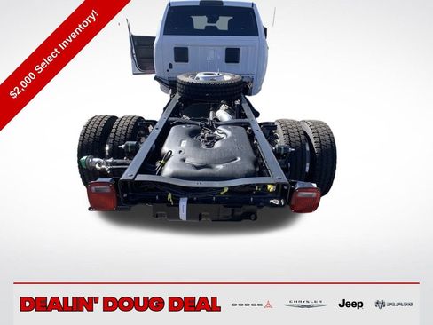 New 2026 RAM 5500 Tradesman w/ Chrome Appearance Group image 25