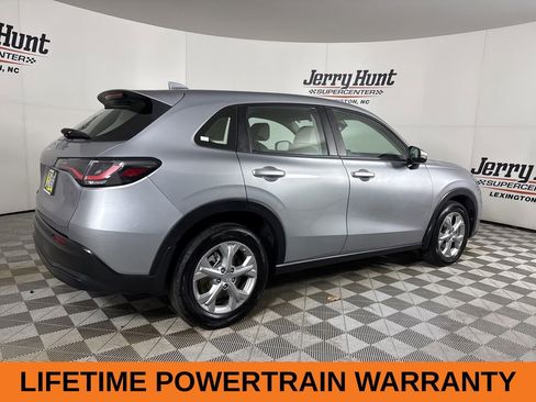 Used 2025 Honda HR-V LX image 5