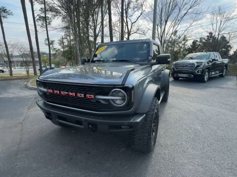 Used 2023 Ford Bronco Wildtrak image 6