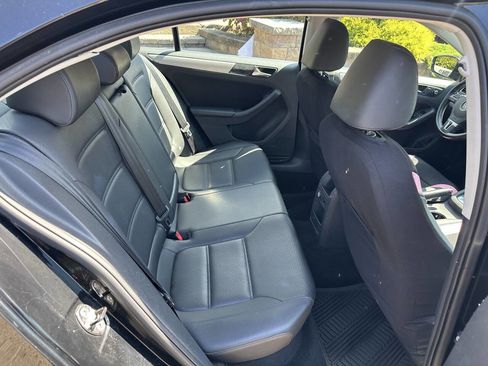 Used 2013 Volkswagen Jetta SE image 22
