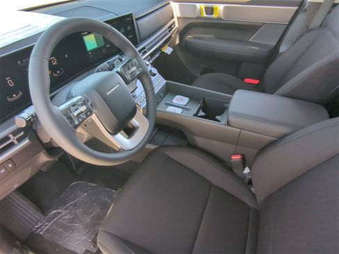 New 2026 Hyundai Santa Fe SE image 17