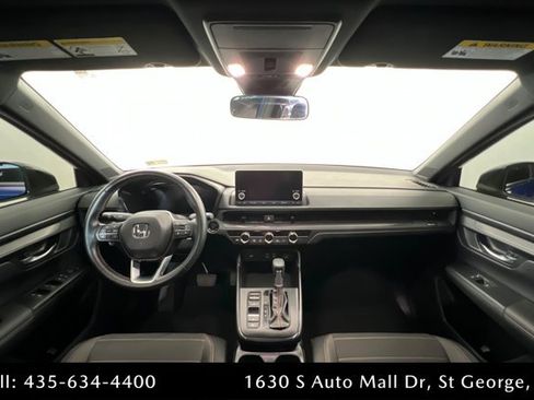 Used 2025 Honda CR-V Sport image 9