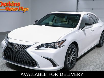 Used 2022 Lexus ES 350 w/ Premium Package