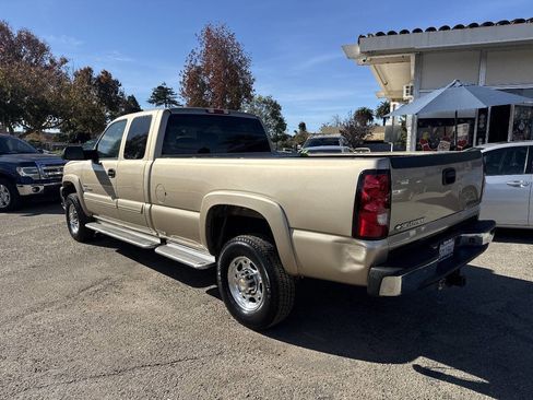 Used 2004 Chevrolet Silverado 2500 LS image 8