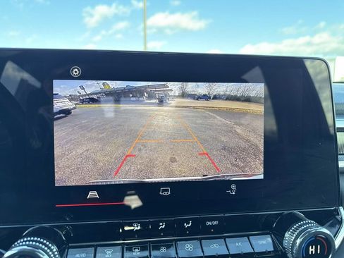 Certified 2024 GMC Canyon Elevation w/ Convenience Package image 27