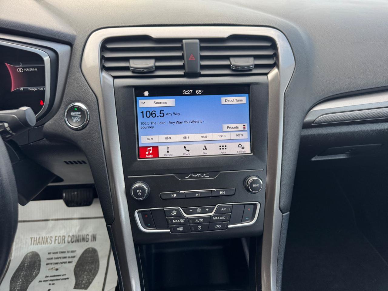 Used 2019 Ford Fusion SE FWD image 8