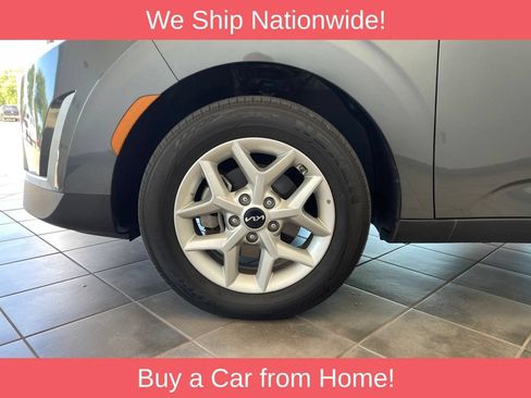 Used 2025 Kia Soul FWD image 15