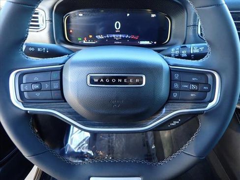 Used 2022 Jeep Wagoneer Series II image 14