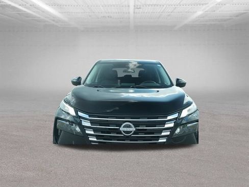 Used 2024 Nissan Rogue SV FWD image 41