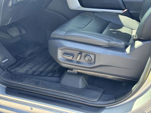 Used 2024 Toyota Tundra SR5 w/ SR5 Premium Package image 17