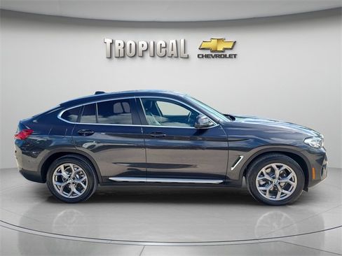 Used 2023 BMW X4 xDrive30i image 6