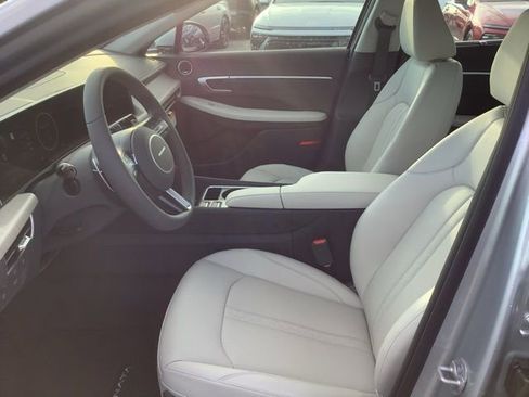 New 2026 Hyundai Sonata Limited image 14