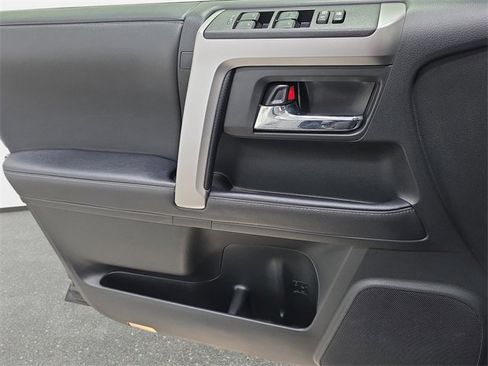 Certified 2024 Toyota 4Runner SR5 Premium image 24