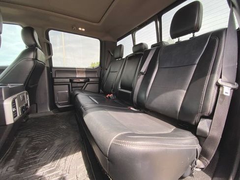 Used 2019 Ford F250 Lariat w/ Lariat Ultimate Package AWD/4WD image 26