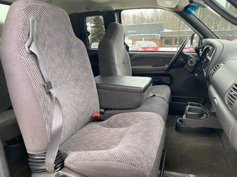 Used 2001 Dodge Ram 1500 Truck SLT image 19