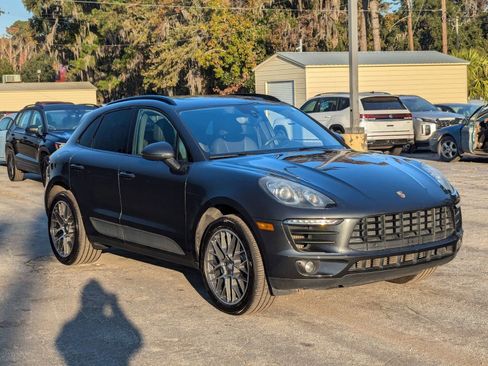 Used 2017 Porsche Macan S image 7