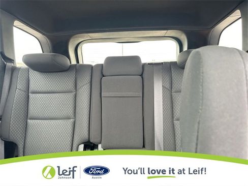 Used 2019 Jeep Grand Cherokee Laredo image 30