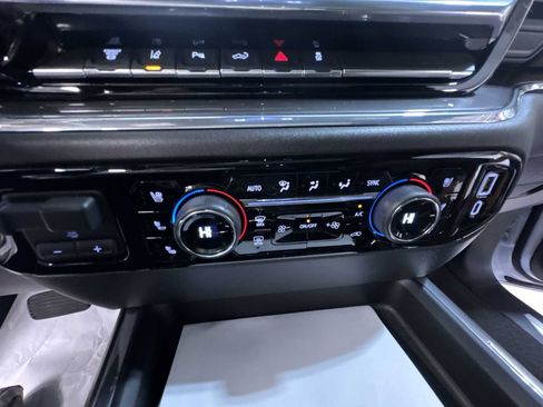 Used 2024 Chevrolet Silverado 2500 High Country w/ High Country Premium Package image 25