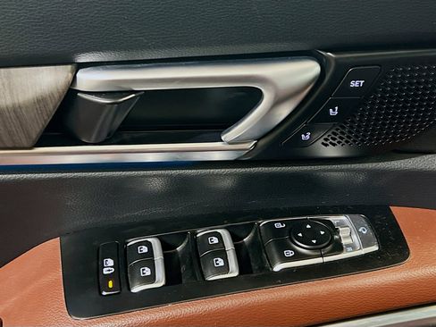 Used 2024 Kia Telluride SX image 14