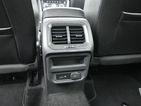 Used 2019 Volkswagen Tiguan SEL image 20