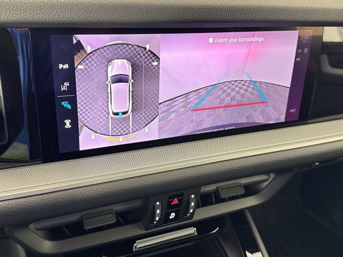 Used 2026 Porsche Cayenne image 25