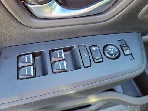 Certified 2024 Honda Pilot Touring image 24