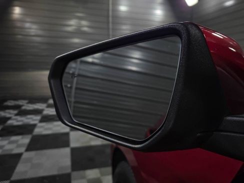 Used 2019 Chevrolet Equinox LT image 34