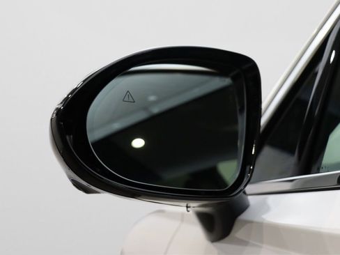 New 2026 Genesis GV70 2.5T Advanced image 4