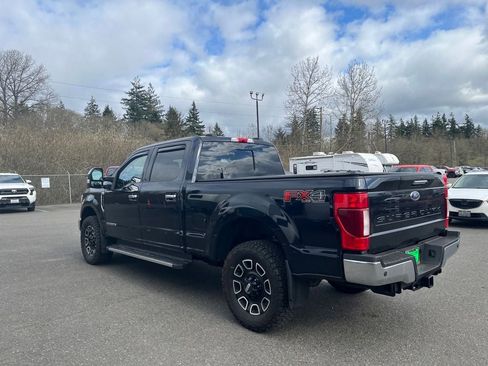 Used 2021 Ford F250 Lariat image 2