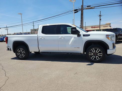 Used 2021 GMC Sierra 1500 AT4 w/ AT4 Preferred Package AWD/4WD image 12