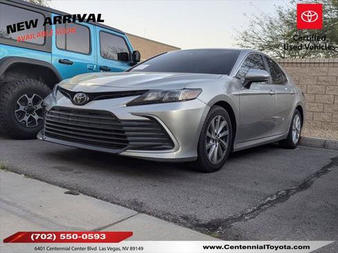 Certified 2023 Toyota Camry LE image 1