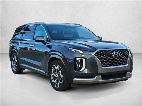 Used 2022 Hyundai Palisade Calligraphy FWD image 3