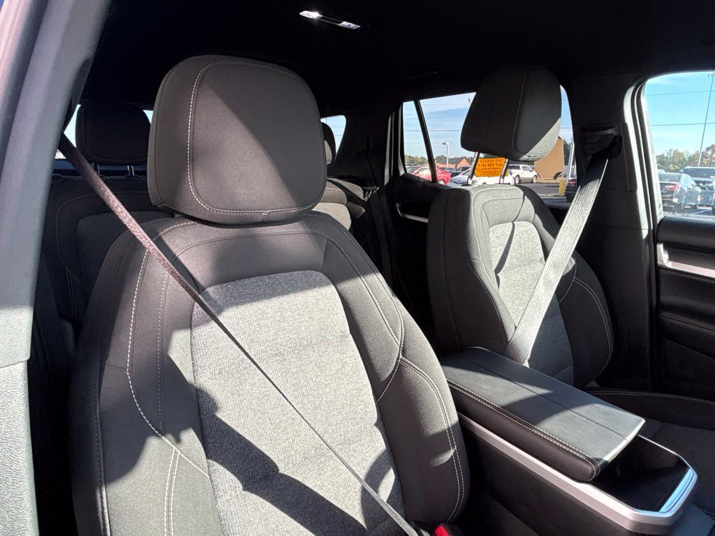 Used 2025 GMC Terrain Elevation FWD image 17