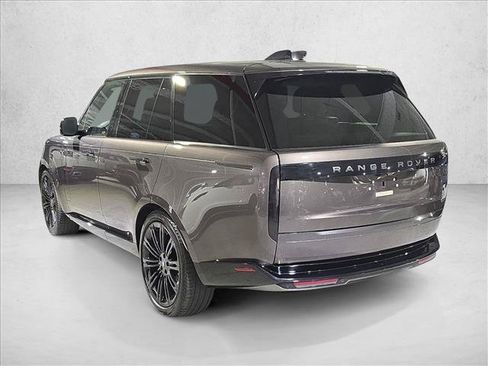 Used 2024 Land Rover Range Rover SE AWD/4WD image 7