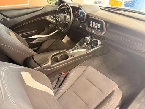 Used 2017 Chevrolet Camaro SS RWD image 25