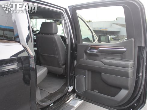 Used 2023 GMC Sierra 1500 SLT AWD/4WD image 25