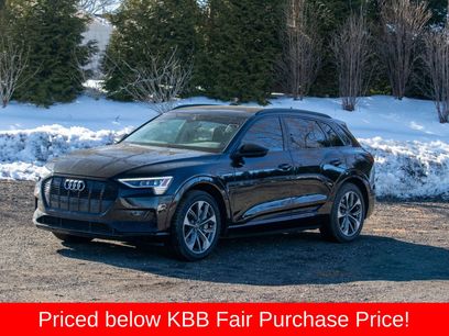 Used 2021 Audi e-tron Premium Plus w/ Premium Plus Package