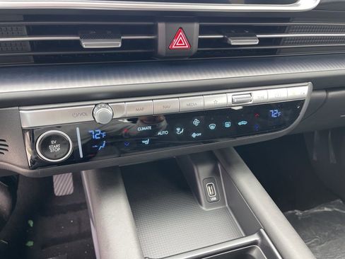 New 2025 Hyundai Ioniq 6 SE image 27