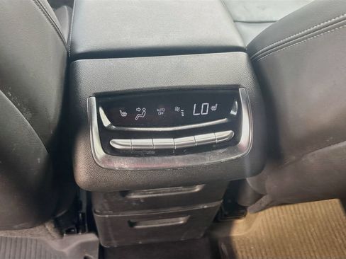 Used 2025 Cadillac XT6 Premium Luxury w/ LPO, Floor Liner Package AWD/4WD image 26