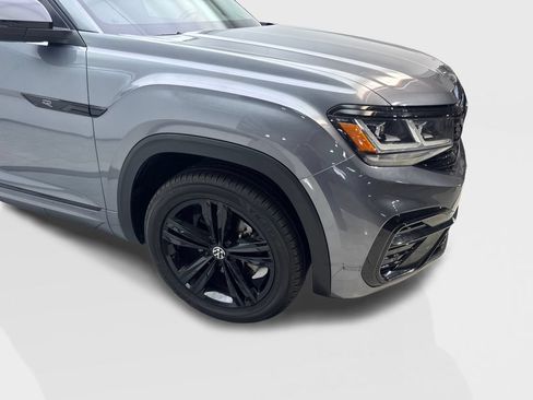 Used 2023 Volkswagen Atlas SEL R-Line AWD/4WD image 19