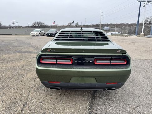 Used 2018 Dodge Challenger GT image 6