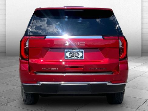 Used 2026 GMC Yukon Elevation AWD/4WD image 3