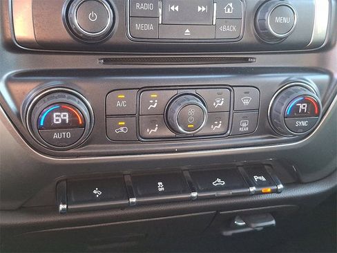 Used 2018 Chevrolet Silverado 1500 LT w/ All Star Edition image 18