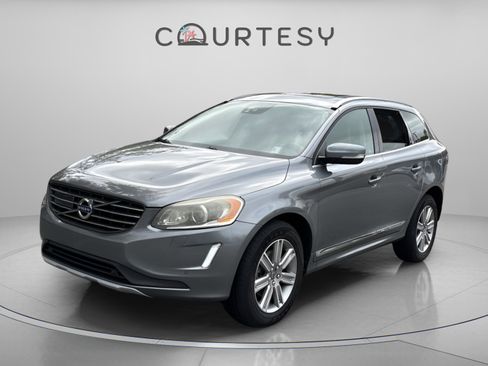 Used 2016 Volvo XC60 T6 Platinum w/ Climate Package image 2