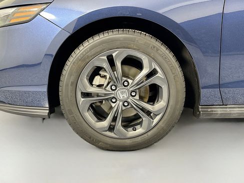 Certified 2023 Honda Accord EX image 30