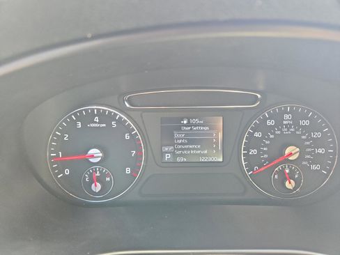 Used 2020 Kia Sorento L image 12